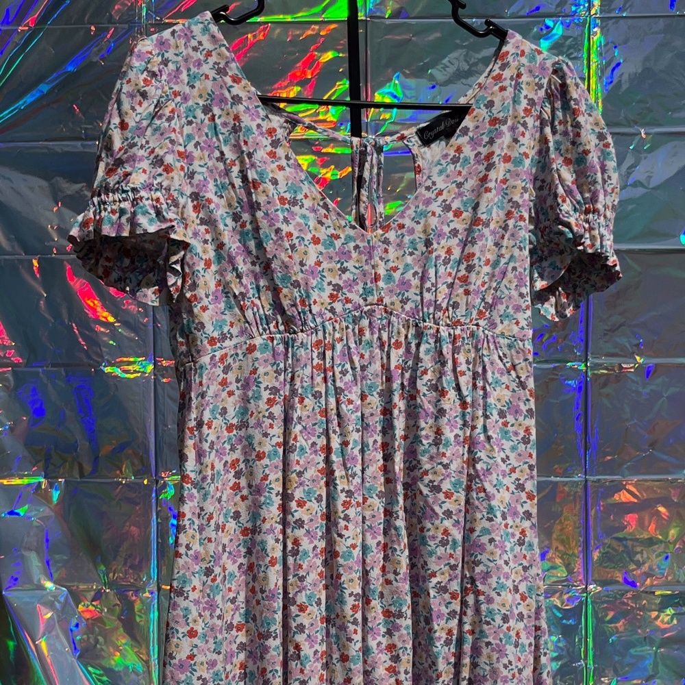 Ships Free Floral babydoll dress Medium soft dress ruffled hem short sleeve